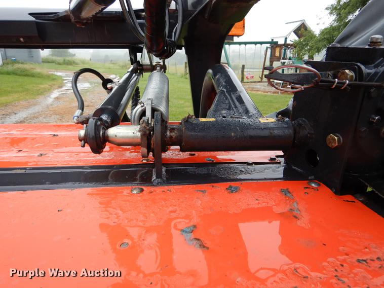 image for item DE8480 2015 Kubota DM5040 disc mower