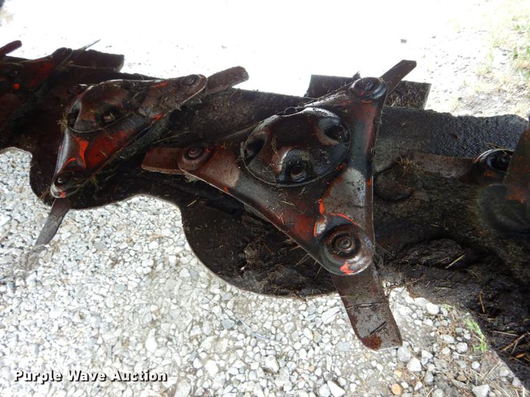 image for item DE8480 2015 Kubota DM5040 disc mower