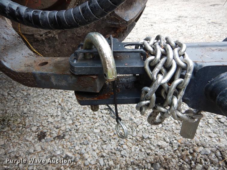 image for item DE8481 2015 Kubota TE6576CD six basket tedder