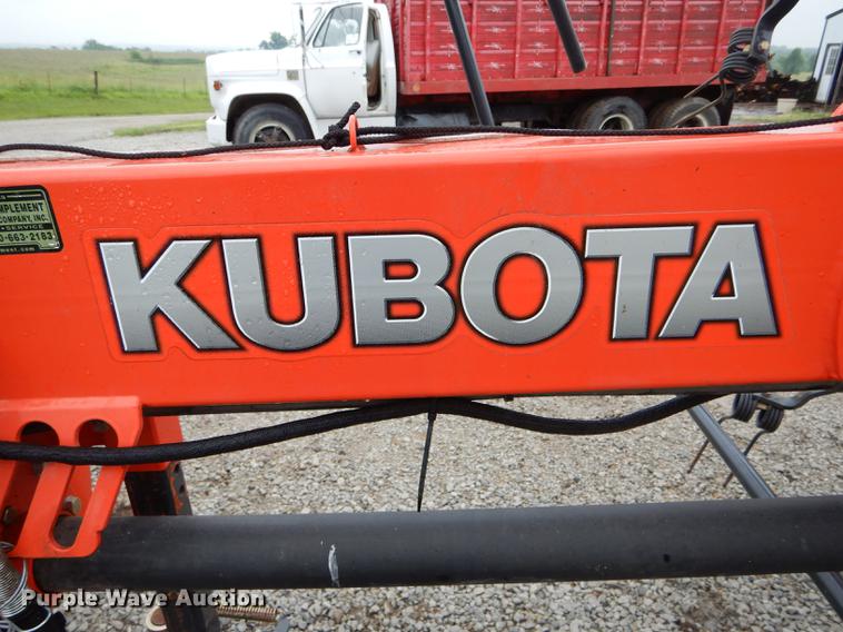 image for item DE8481 2015 Kubota TE6576CD six basket tedder