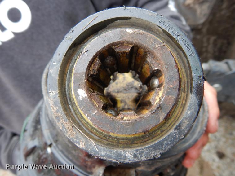 image for item DE8481 2015 Kubota TE6576CD six basket tedder