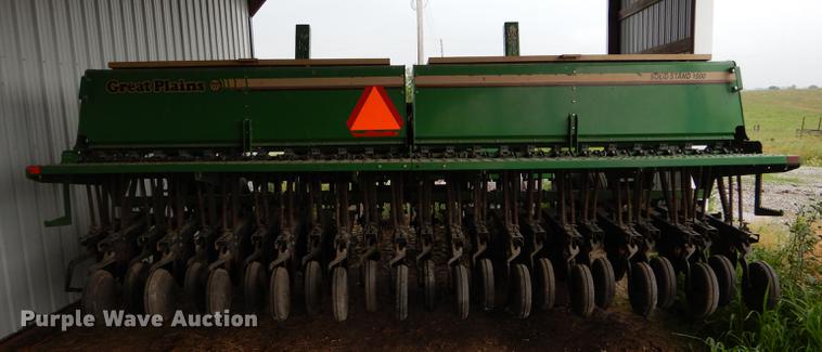 image for item DE8485 2005 Great Plains 1500 no till drill