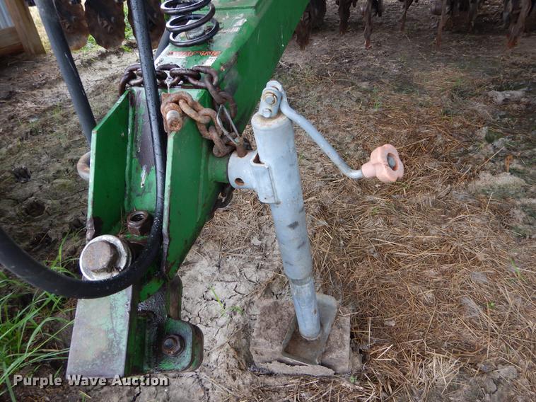 image for item DE8485 2005 Great Plains 1500 no till drill