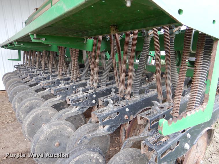 image for item DE8485 2005 Great Plains 1500 no till drill
