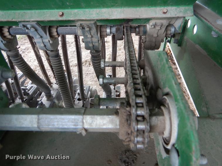 image for item DE8485 2005 Great Plains 1500 no till drill
