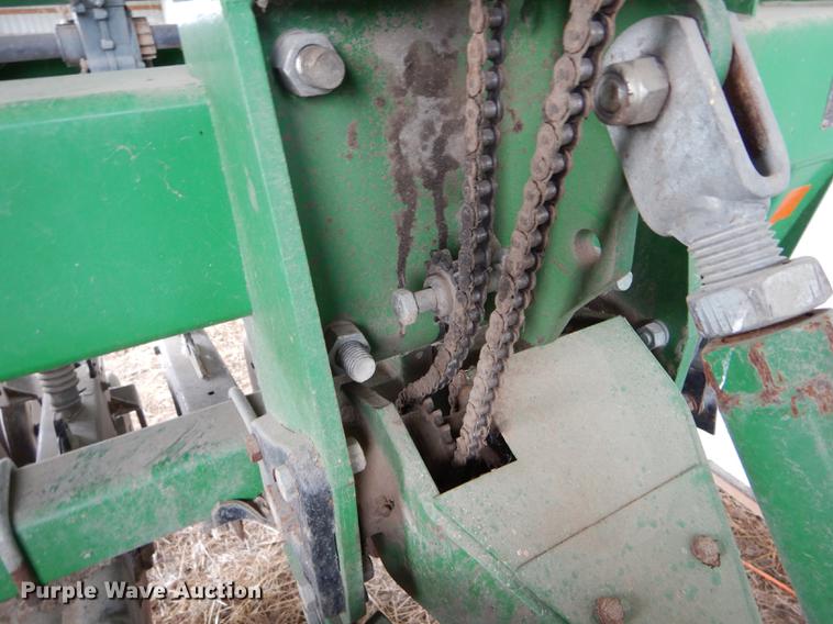 image for item DE8485 2005 Great Plains 1500 no till drill