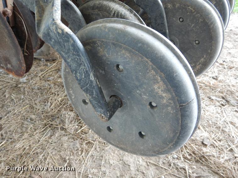 image for item DE8485 2005 Great Plains 1500 no till drill