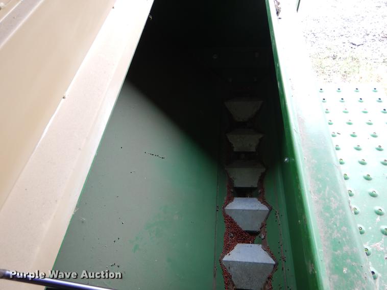 image for item DE8485 2005 Great Plains 1500 no till drill