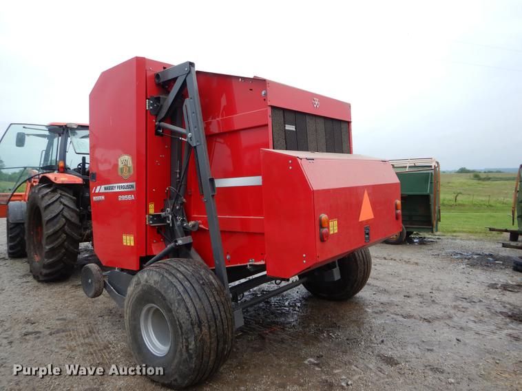 image for item DE8487 2017 Massey Ferguson 2956A round baler