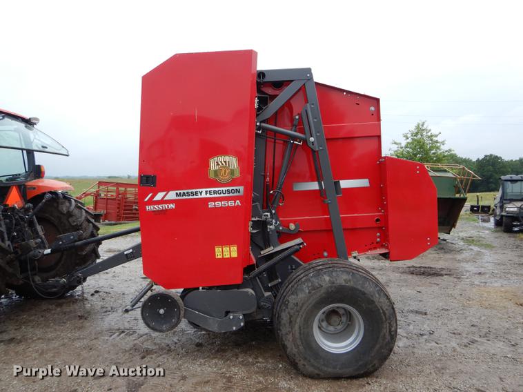 image for item DE8487 2017 Massey Ferguson 2956A round baler