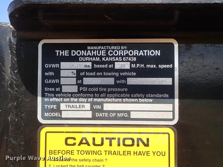 image for item DF1224 2003 Donahue EXG-160 swather trailer