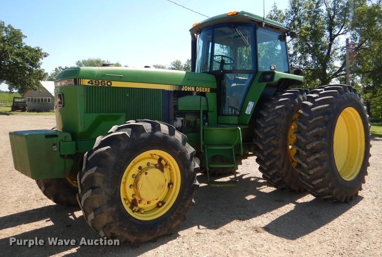 image for item DG1109 1994 John Deere 4960 MFWD tractor