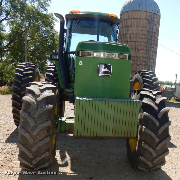 image for item DG1109 1994 John Deere 4960 MFWD tractor