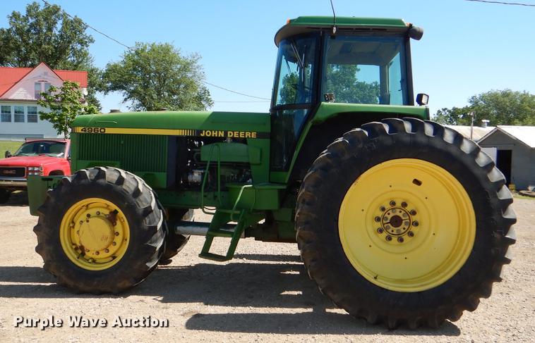 image for item DG1109 1994 John Deere 4960 MFWD tractor