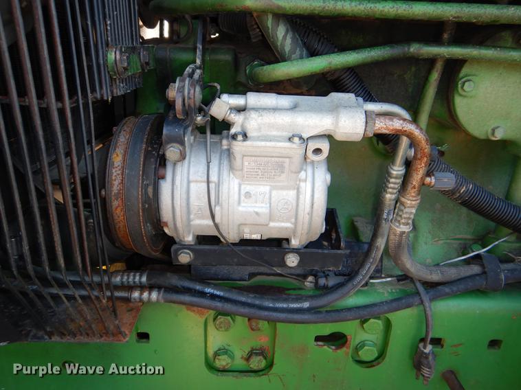 image for item DG1109 1994 John Deere 4960 MFWD tractor