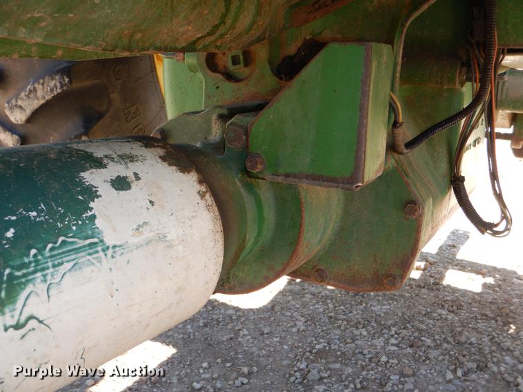 image for item DG1109 1994 John Deere 4960 MFWD tractor