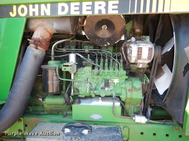 image for item DG1109 1994 John Deere 4960 MFWD tractor