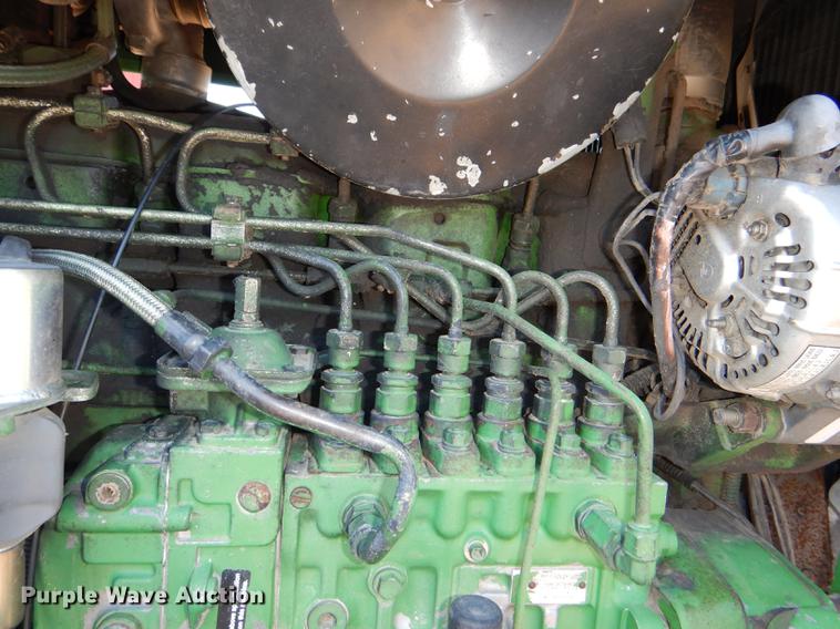 image for item DG1109 1994 John Deere 4960 MFWD tractor