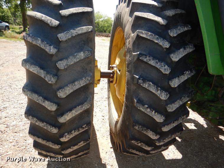 image for item DG1109 1994 John Deere 4960 MFWD tractor