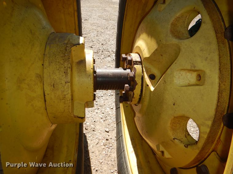 image for item DG1109 1994 John Deere 4960 MFWD tractor