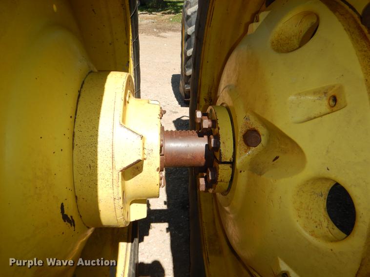 image for item DG1109 1994 John Deere 4960 MFWD tractor