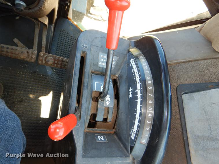 image for item DG1109 1994 John Deere 4960 MFWD tractor