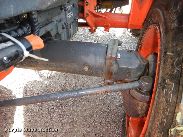 image for item DG1118 2002 Kubota L3710 MFWD tractor