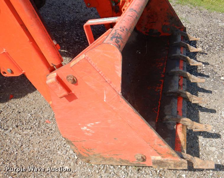 image for item DG1118 2002 Kubota L3710 MFWD tractor