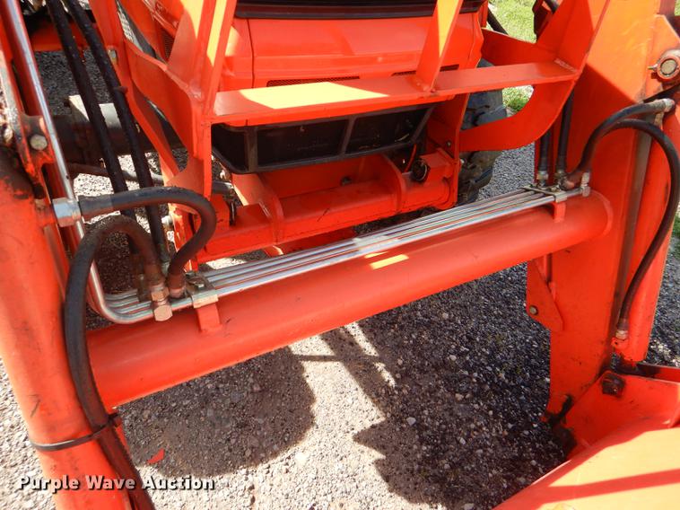 image for item DG1118 2002 Kubota L3710 MFWD tractor