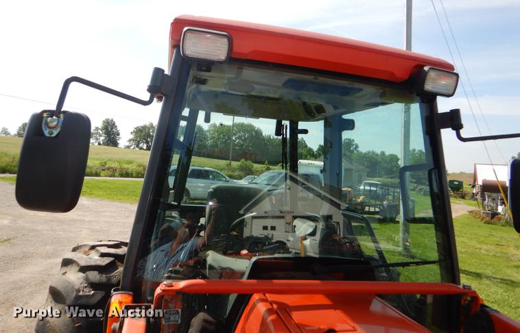 image for item DG1118 2002 Kubota L3710 MFWD tractor