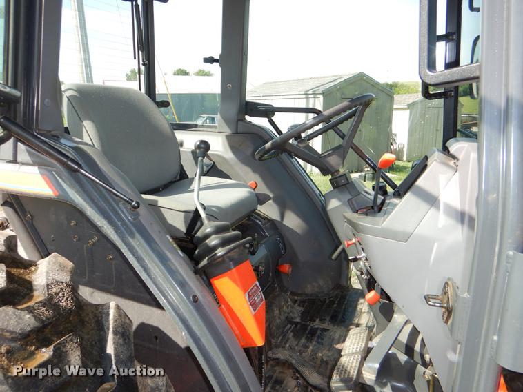 image for item DG1118 2002 Kubota L3710 MFWD tractor