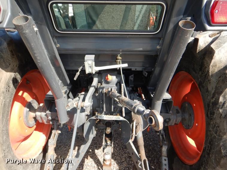 image for item DG1118 2002 Kubota L3710 MFWD tractor