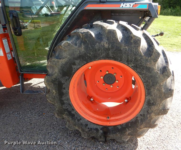image for item DG1118 2002 Kubota L3710 MFWD tractor