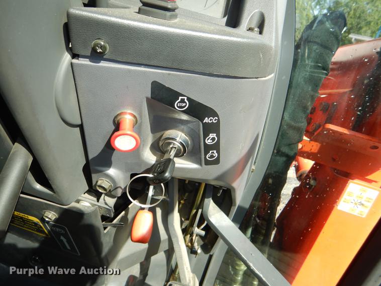 image for item DG1118 2002 Kubota L3710 MFWD tractor