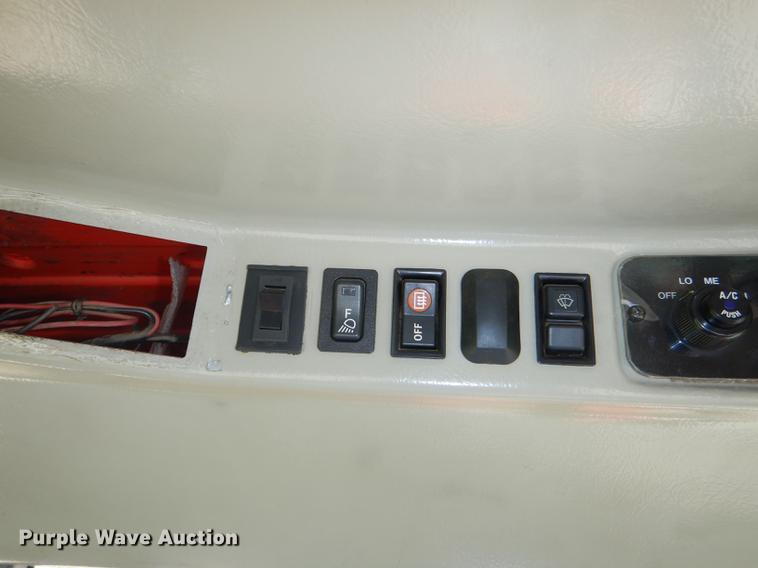 image for item DG1118 2002 Kubota L3710 MFWD tractor