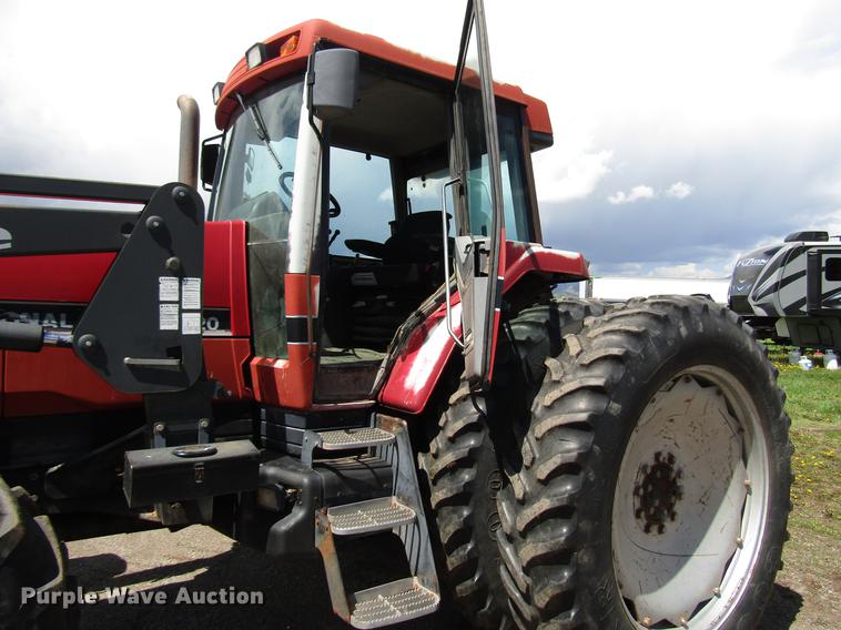 image for item DG1214 1989 Case IH 7120 MFWD tractor