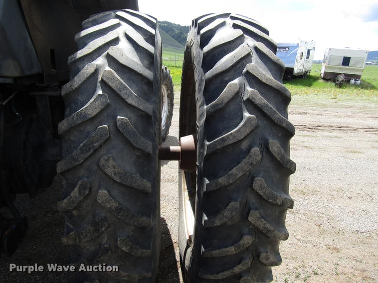 image for item DG1214 1989 Case IH 7120 MFWD tractor