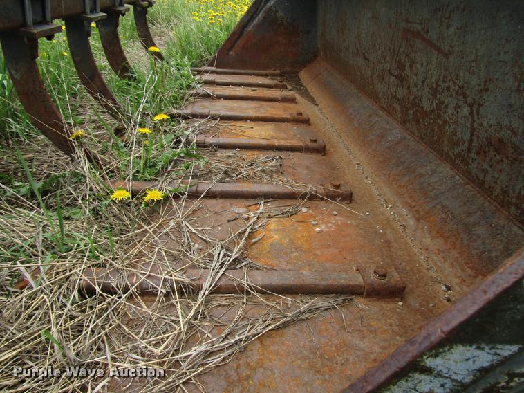 image for item DG1214 1989 Case IH 7120 MFWD tractor