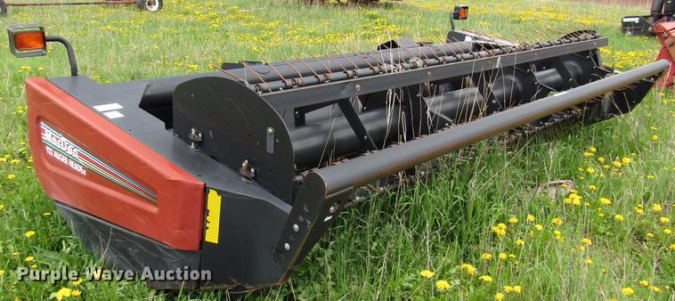 image for item DG1215 2004 MacDon 922 auger head