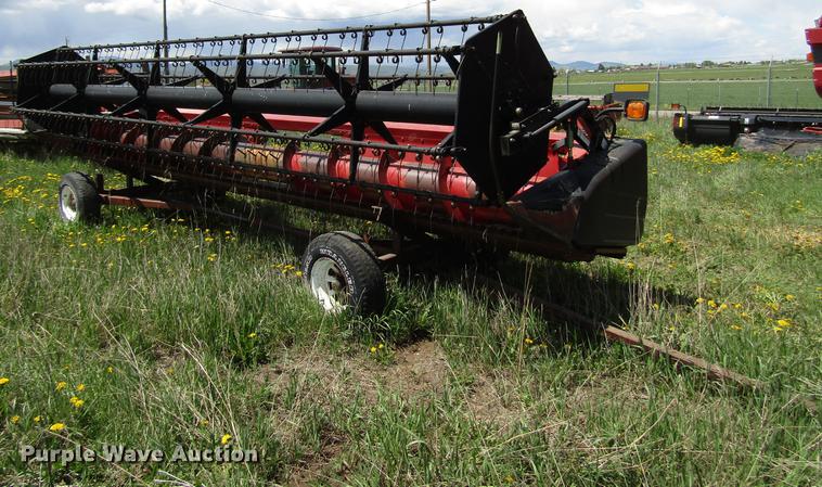 image for item DG1218 2003 Case IH 1010 rigid head