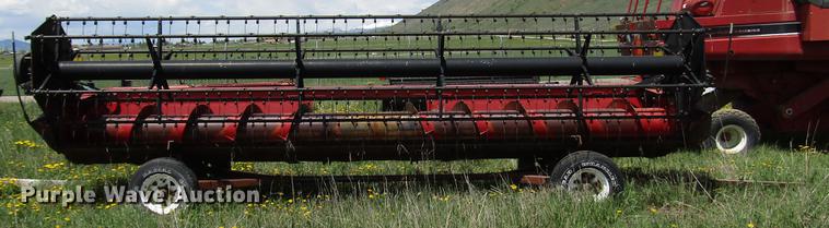 image for item DG1218 2003 Case IH 1010 rigid head