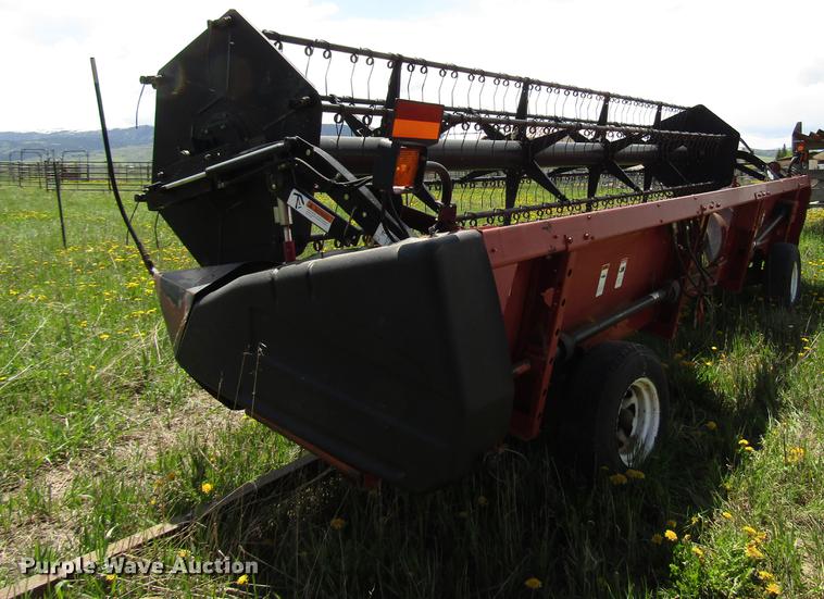 image for item DG1218 2003 Case IH 1010 rigid head