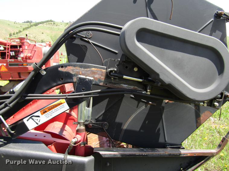 image for item DG1218 2003 Case IH 1010 rigid head