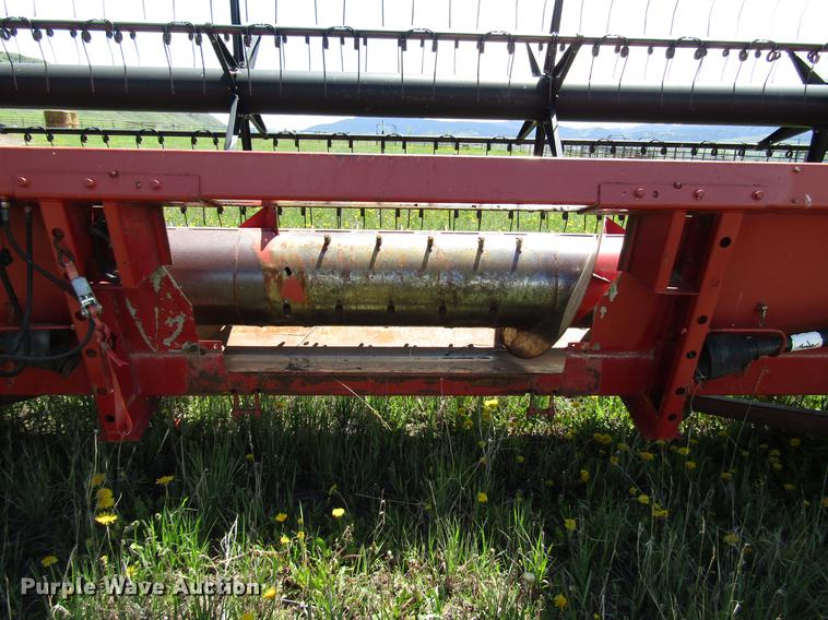 image for item DG1218 2003 Case IH 1010 rigid head