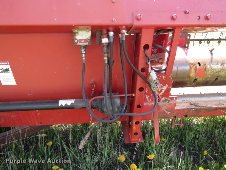 image for item DG1218 2003 Case IH 1010 rigid head