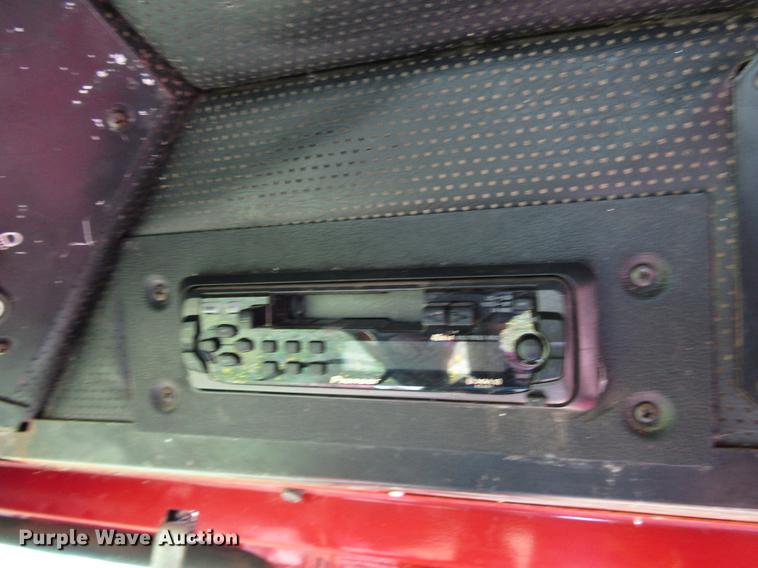 image for item DG1219 1981 International 1440 combine