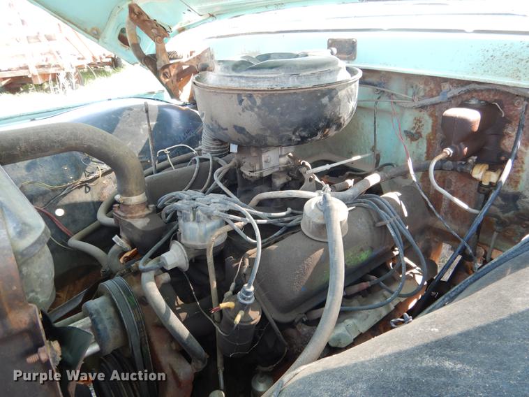 image for item DG5802 1965 Ford F600 grain truck