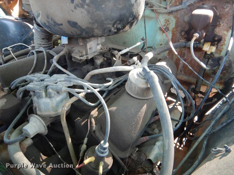 image for item DG5802 1965 Ford F600 grain truck