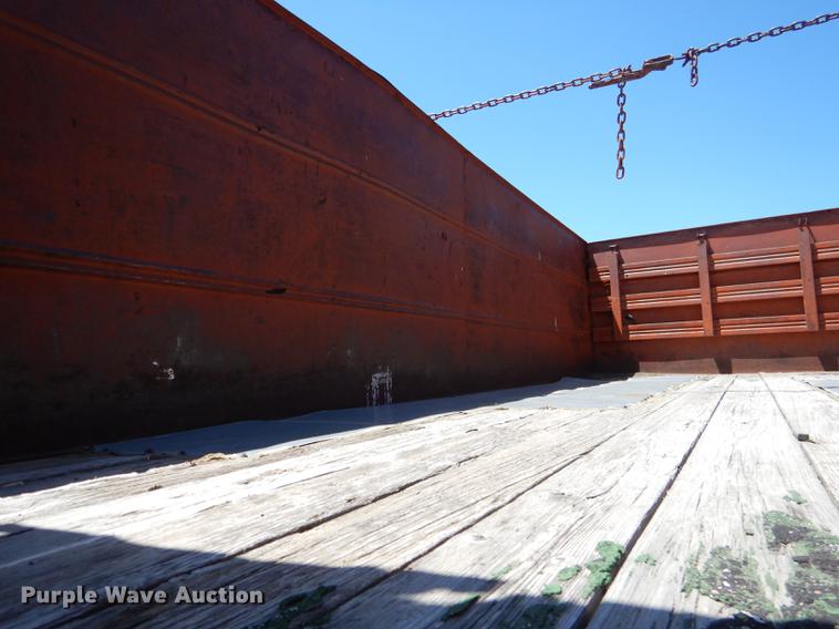 image for item DG5802 1965 Ford F600 grain truck