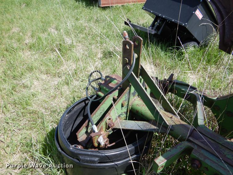 image for item DG5804 John Deere three bottom plow